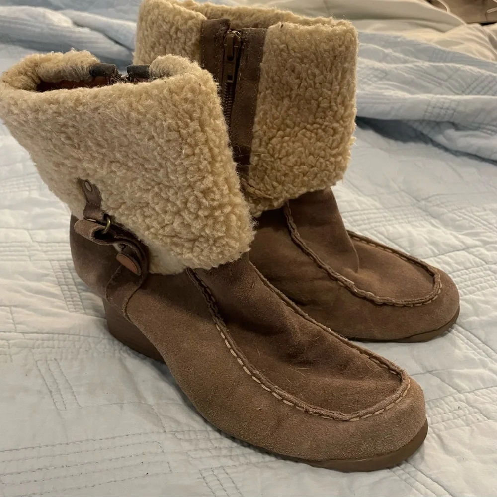 Eddie Bauer suede look
